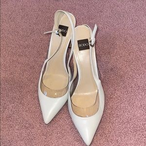 Rodo White Leather pumps